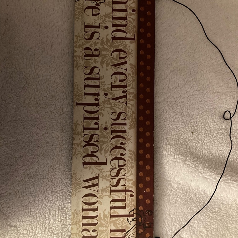 Wall sign - Picture 2 of 3